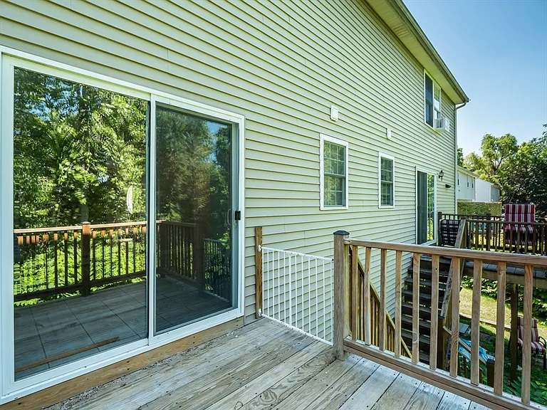90A Loxwood St — Photo 30