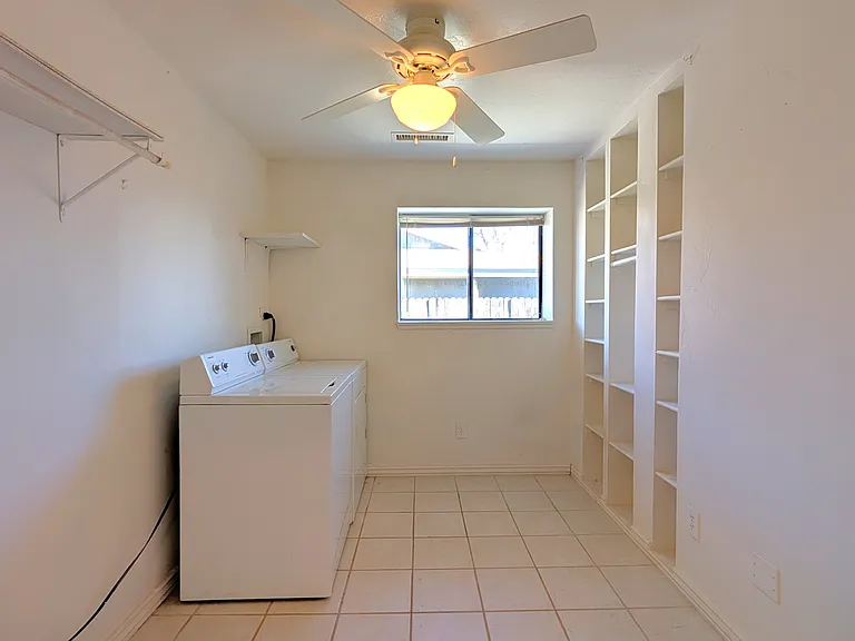 1514 N Elaine Way — Photo 39