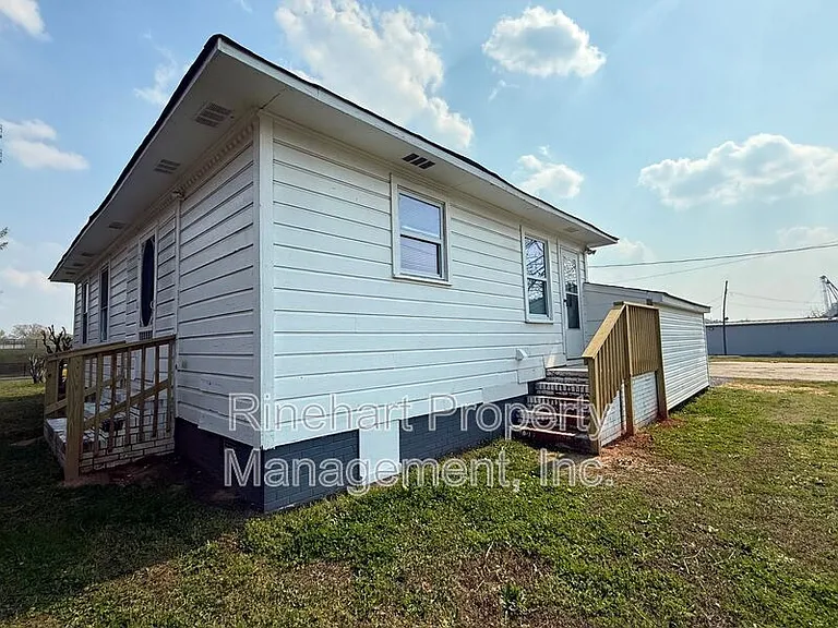 242 Cherry Rd S — Photo 26