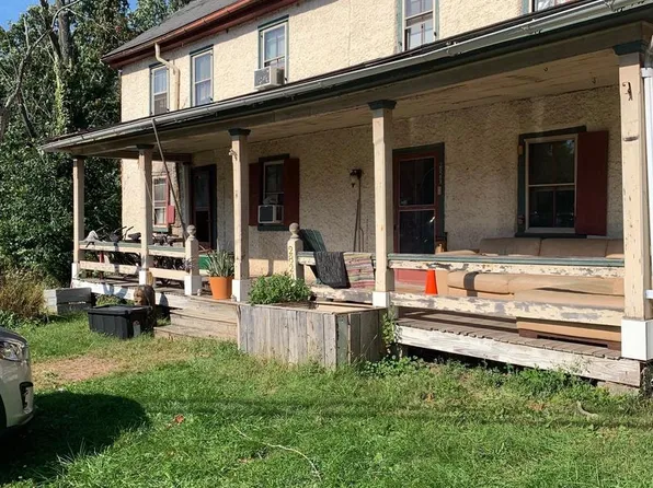 2820 Clymer Ave, Telford, PA 18969