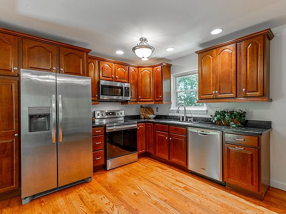 3rd image of 4503 Koblan Ct