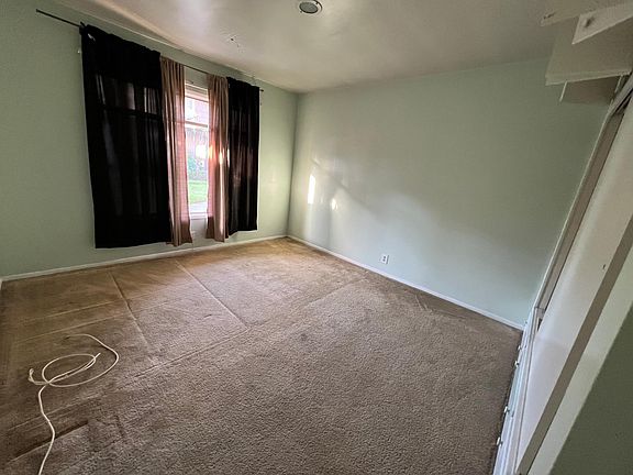 4th image of 8222 Painter Ave