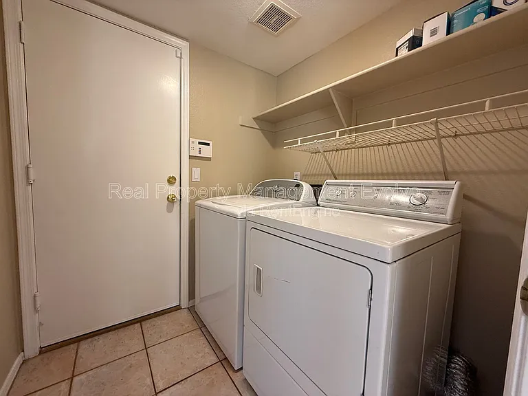 17215 N 46th Pl — Photo 30