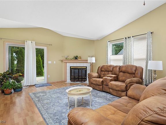 2nd image of 5323 Genny Dr