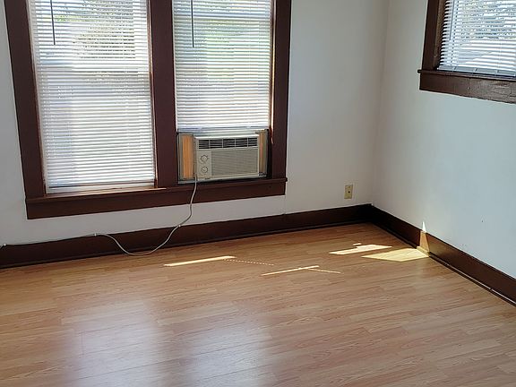 5th image of 601 N Sampson St #6