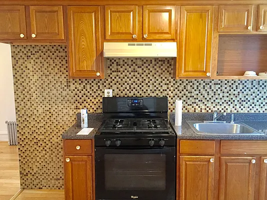 Rented by Remax Real Estate Professionals | media 11