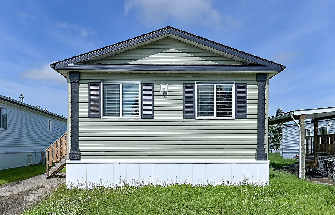 Wildrose Estates — Photo 3