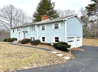 10 Highwood Rd, Manchester, MA 01944