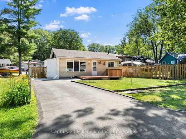 25 Glendale Ave, Wasaga Beach, ON L9Z 2T1