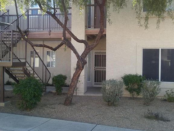 First Floor Entry. Secluded and Quiet.