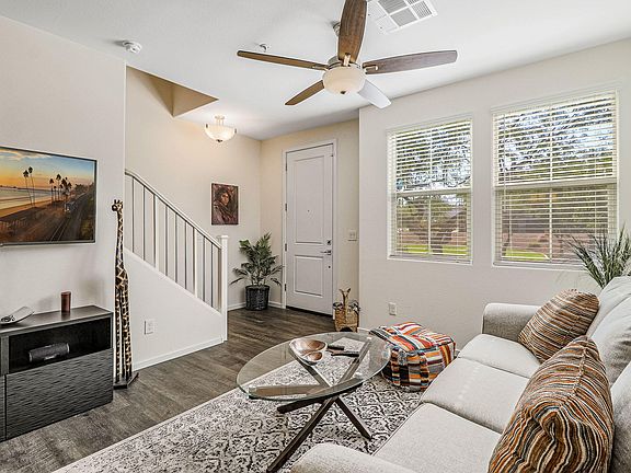 2nd image of 2267 E Hidalgo Ave