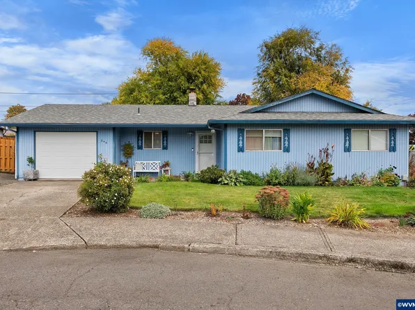 246 NW Lalack Pl, Dallas, OR 97338