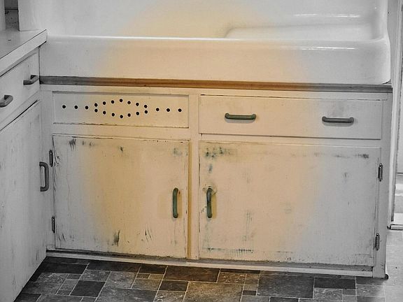 5th image of 305 Chestnut Ave