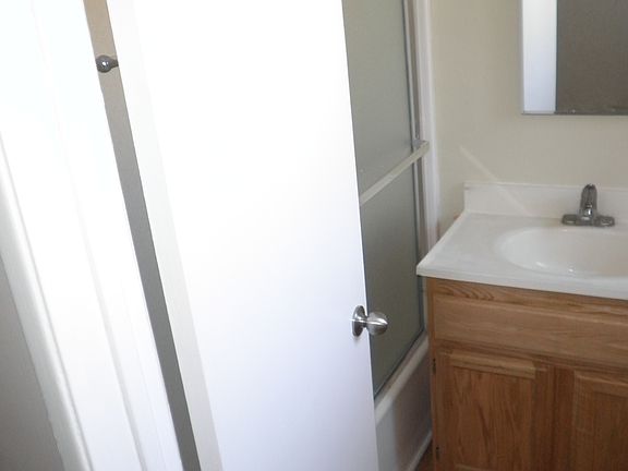 5th image of 11314 Crossdale Ave