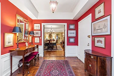 Sold by Societe Real Estate