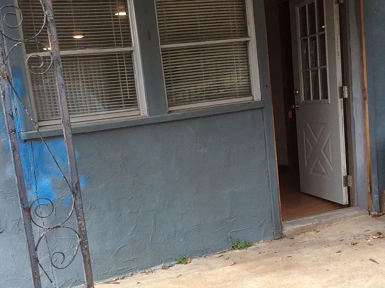 5 Sunrise St — Photo 2