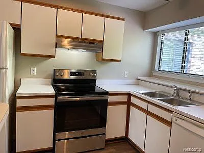 42715 Lilley Pointe Dr #108 — Photo 11