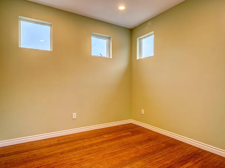 209 W Valencia Dr #A — Photo 5