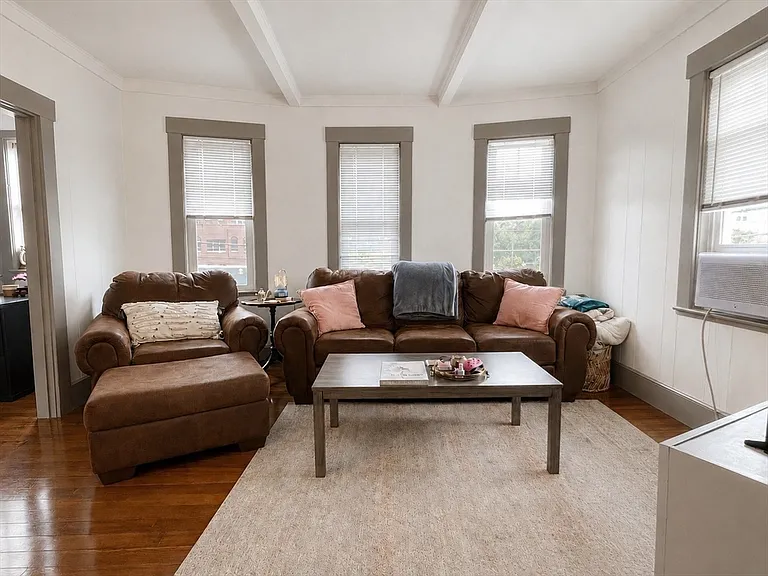 926 Main St #2 — Photo 10