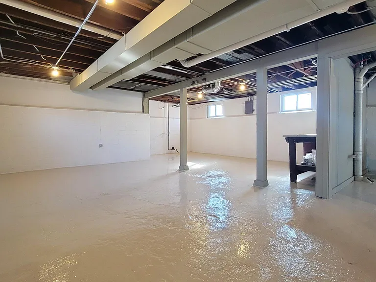 906 Indiana Ave — Photo 19