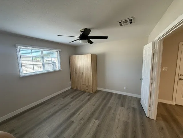1252 E Campus Dr — Photo 9