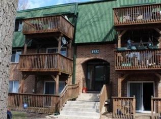 1932 Tall Oaks Dr APT 2B, Aurora, IL 60505