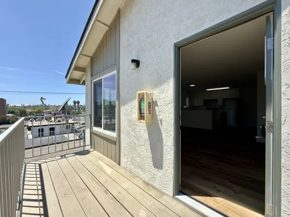 115-127Connecticut, 115-127 E Connecticut Ave #115-D, Vista, CA 92084