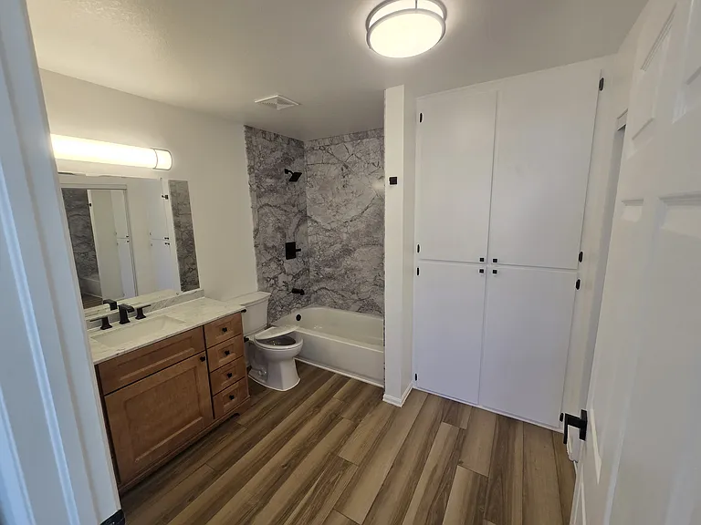 788 Century Ln #B — Photo 7