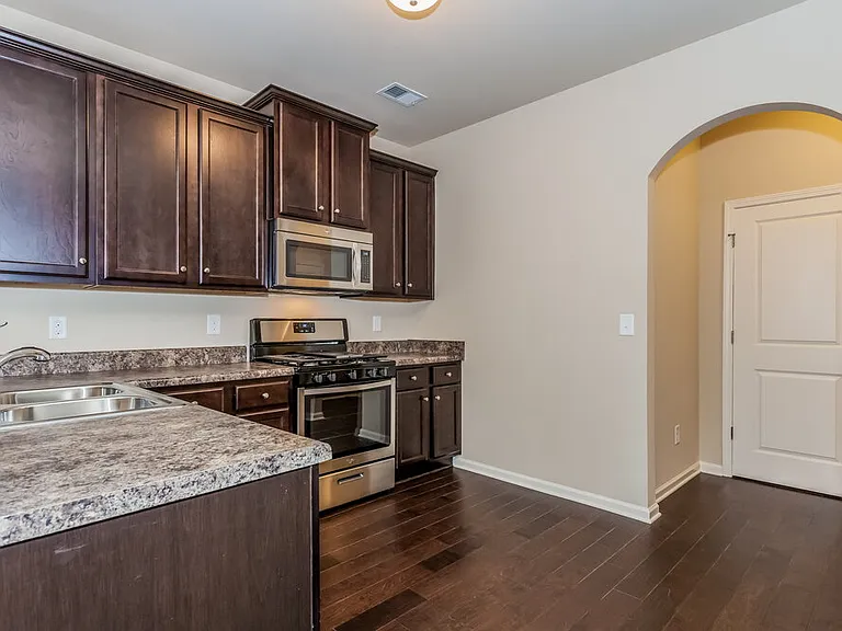 147 Seabreeze Ct — Photo 19