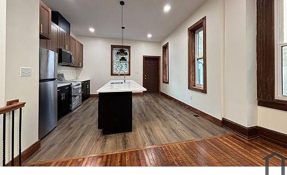 2nd image of 219 W Manheim St #1