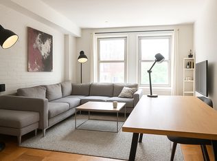 30 Christopher St APT 2H, New York, NY 10014