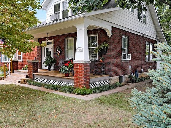 2nd image of 17840 Sherman Ave