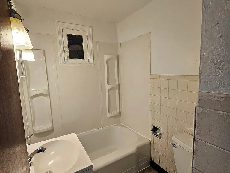 544 Bessemer Ave #3 — Photo 5