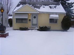 417 9th St, Struthers, OH 44471