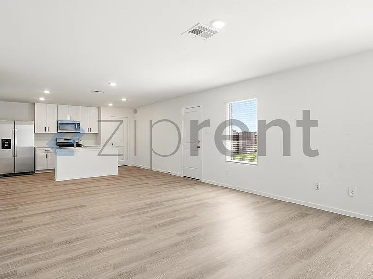 3004 Fall Gold Ln — Photo 11