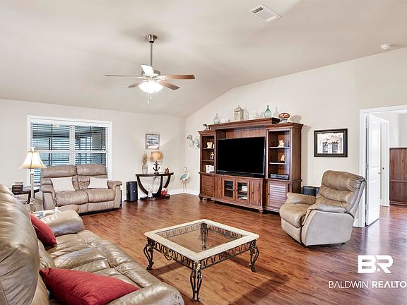 5th image of 19032 Tralee Ct