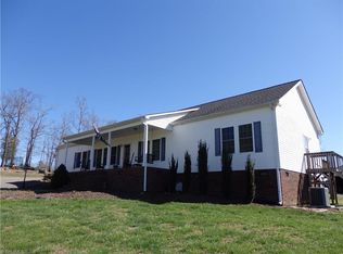 2252 Ross Wood Rd, Trinity, NC 27370