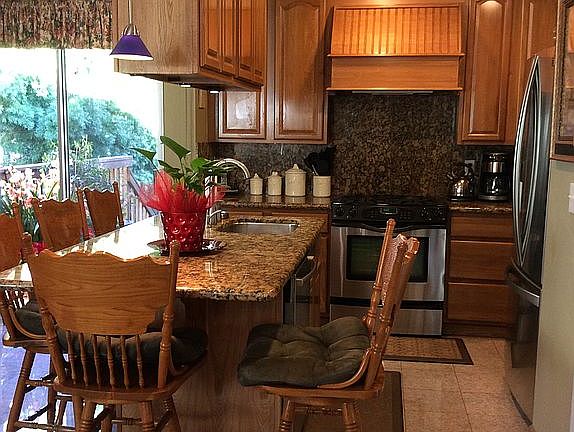 3rd image of 1148 Oddstad Blvd