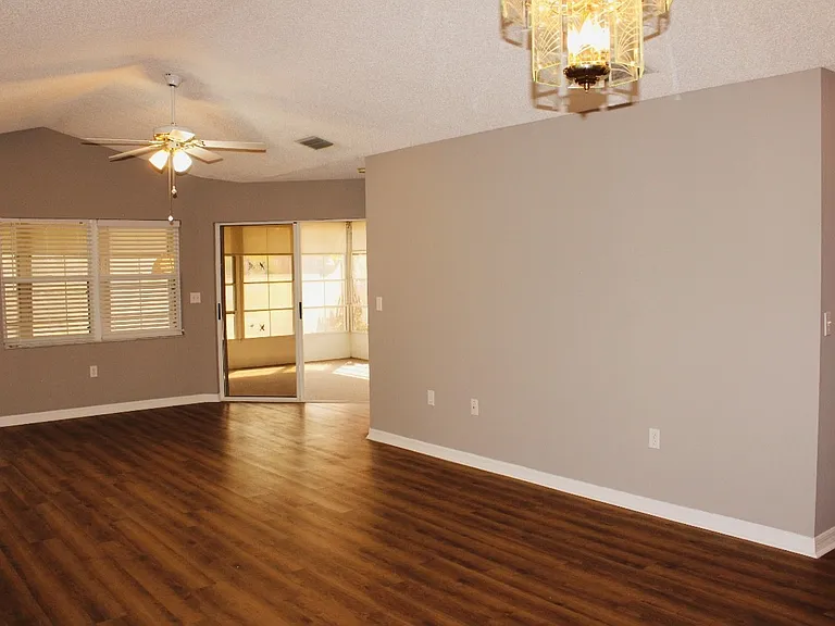 1507 Lantana Ct — Photo 18