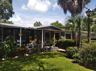 407 Walter Dr, Plant City, FL 33563