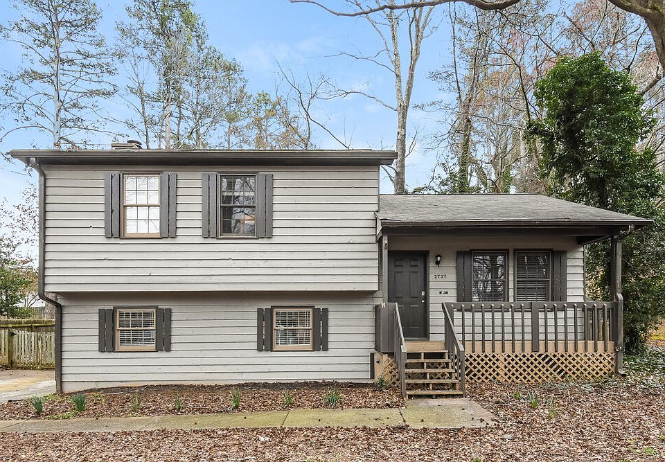 1st image of 2737 Pine Mountain Cir NW