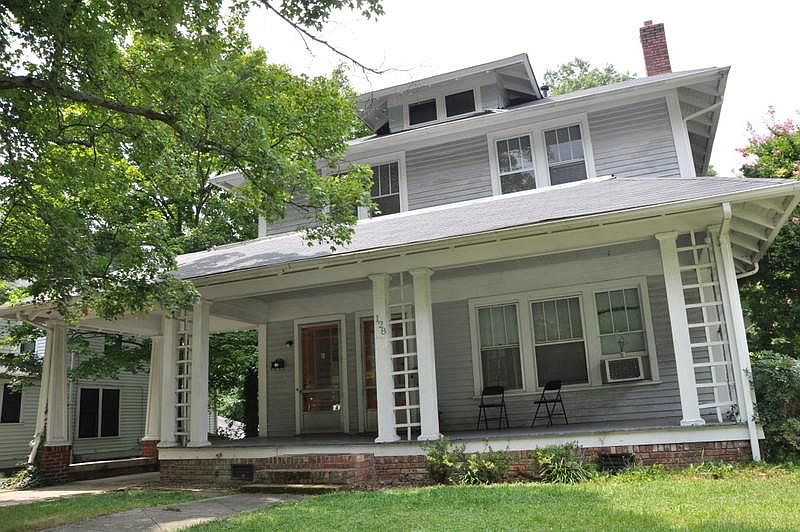 1st image of 128 Tate St #B