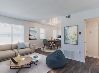 400 Hilltop Dr #398A, Newport News, VA