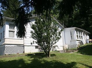 262 Berry Run Rd, Flemington, WV 26347