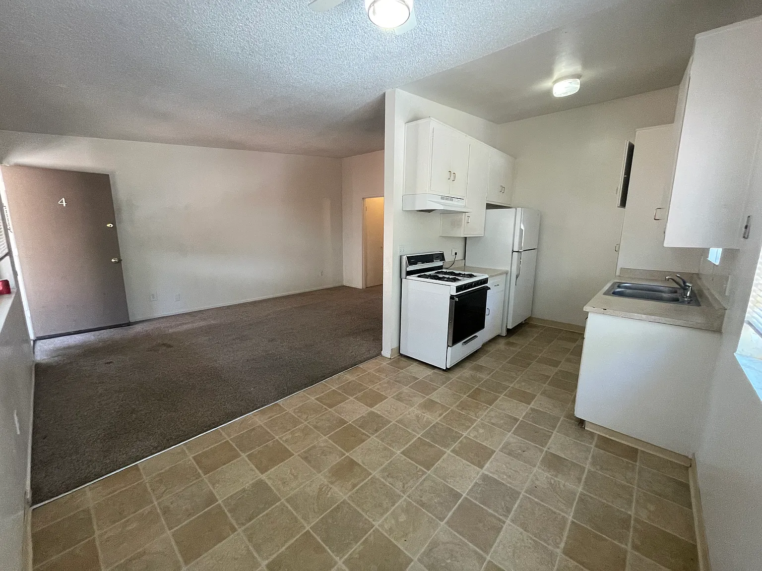 1 bed, 550 sqft, $1,650 — Photo 3