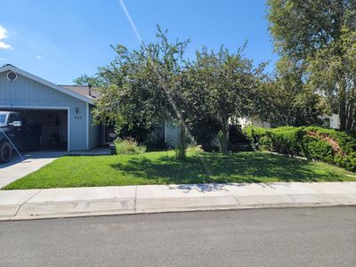 906 Thorne Dr, Fernley, NV, 89408