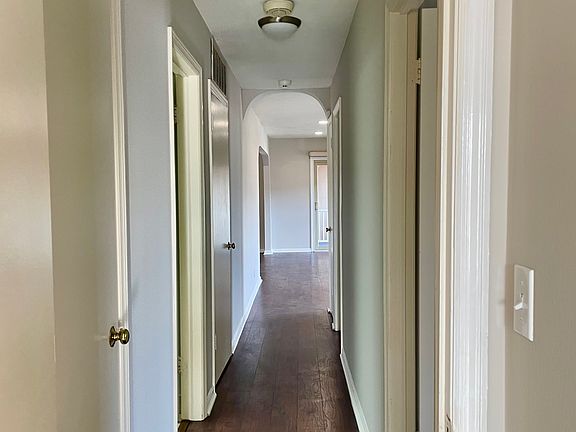 5th image of 2125 Cottingham Dr Floor 2