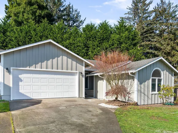 3980 Hillside Ct, Eureka, CA 95503