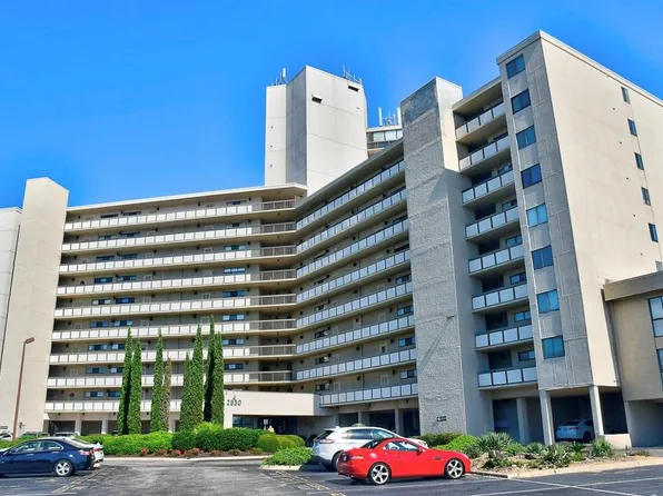 2830 Shore Dr APT 301, Virginia Beach, VA 23451