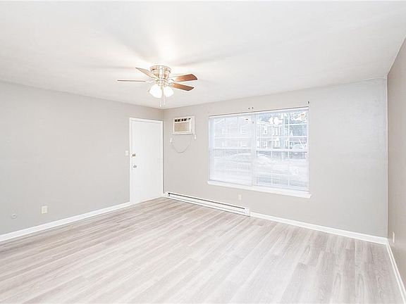 4th image of 1203 Hillside Ave APT B2